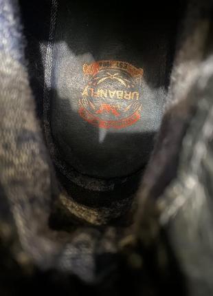 Щкcряные мужские ботинки