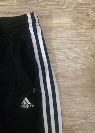 Спортивные штаны от фирмы adidas5 фото