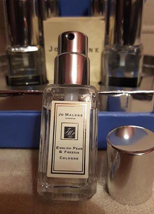 Шикарні жіночі босоніжки на каблуку