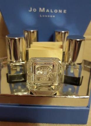 Шикарні жіночі босоніжки на каблуку