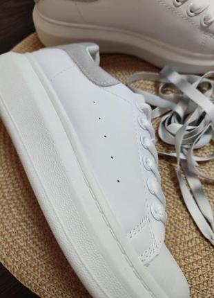 Белые кроссовки кеды слипоны криперы на дутой подошве платформе а стиле mcqueen5 фото