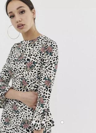 Чайна сукня з розкльошеними рукавами і квітковим і леопардовим принтом john zack tall3 фото