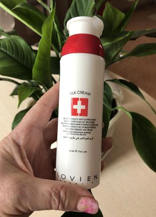 Lovien essential silk cream -це мультивітамінний