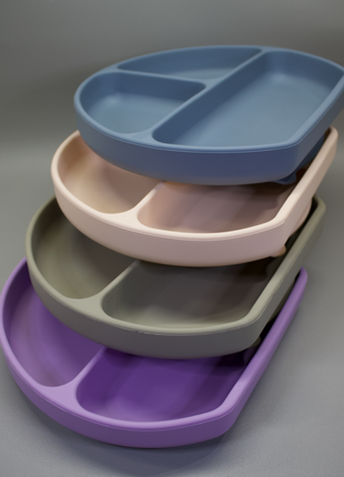 Детская трёх-секционная силиконовая тарелка  с присоской1 фото
