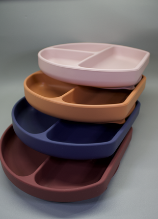 Детская трёх-секционная силиконовая тарелка  с присоской3 фото