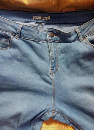 Крутые джинсы зауженные батал нюанс3 фото
