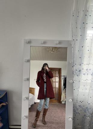 Стильное красное пальто3 фото