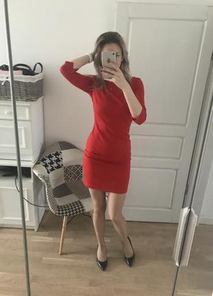 Маленька червона сукня2 фото