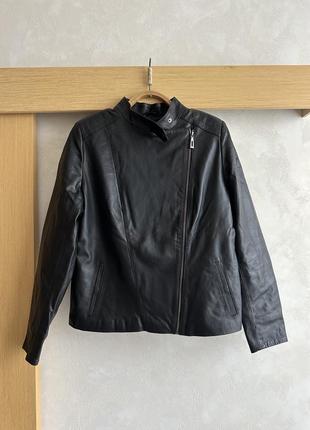 Чорна шкіряна куртка2 фото