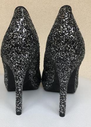 Брендовые блестящие туфельки,372 фото