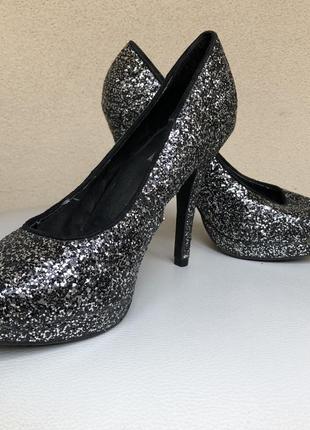 Брендовые блестящие туфельки,374 фото