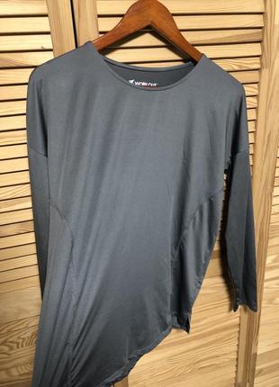 Кофта для тренировок workout m пог 54 длина 65 без дефектов