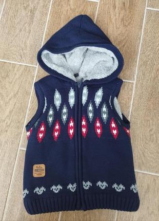 Жилетка  lc waikiki утеплена. безрукавка. теплая жилетка