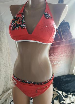 Яркий молодежный купальник.46 р-р.новый