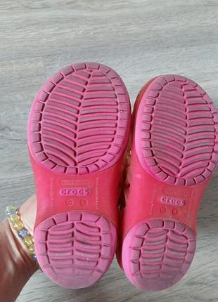 Crocs 4