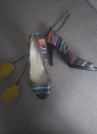Туфли, босоножки, цветные2 фото