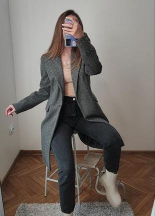 Пальто легеньке primark в узор ялиночку