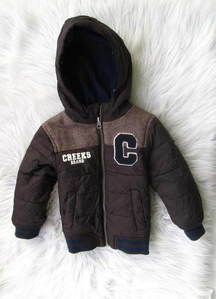 Утеплена демісезонна куртка бомбер із капюшоном на ліктях нашивки creeks