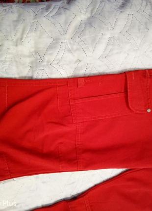 Трендовые красные джинсы карго на заниженной посадке бренда rebel.3 фото
