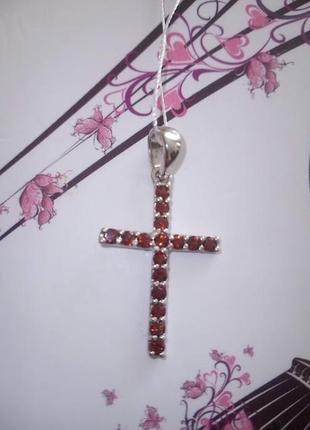 Cеребряная подвеска, серебряный крест, крестик с натуральным гранатом. натуральный гранат