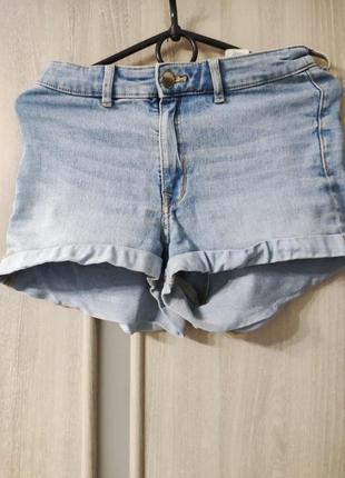 Короткие джинсовые шорты1 фото