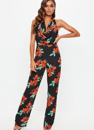 Очень красивый комбез в цветах от missguided