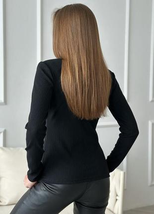 Тикотажний светр з оригінальною горловиною чорний s-l3 фото