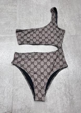 Купальник в стилі gucci