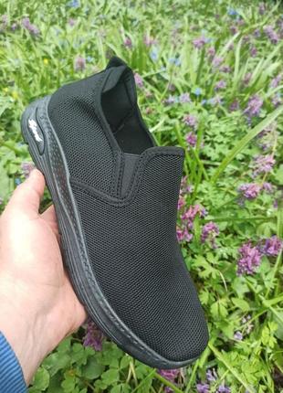 Черные мужские текстильные кроссовки