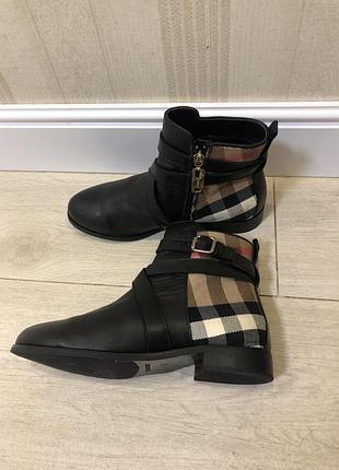 Черевики burberry 36 оригінал