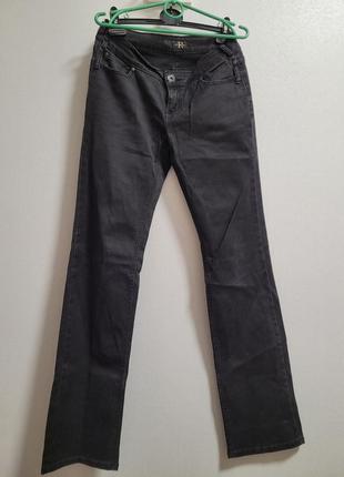 Женские черные джинсы w30, в хорошем состоянии