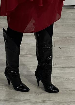 Фирменные гламурные сапоги