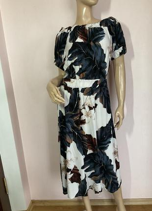 Вискозное платье в влыке цветы, плечи открытые / м / brend next