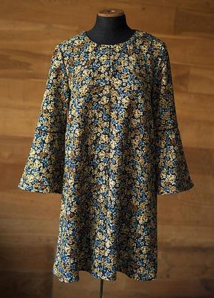 Женское черное платье в мелкий цветочек  zara, размер m