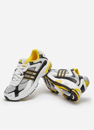 Жіночі кросівки adidas response cl