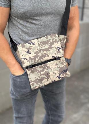 Мужская тактическая сумка планшет через плечо с кобурой пиксель1 фото