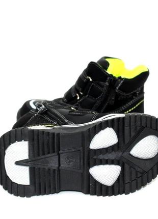 Осінні черевики на липучках для хлопчика чорний6 фото