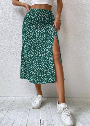 Базовая зеленая юбка в принт3 фото