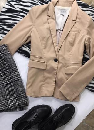 Пиджак bershka