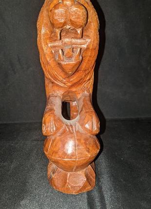 Фигура из дерева "лев" 5