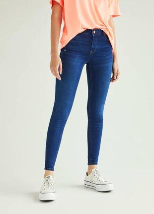 Джинсы skinny bershka denim на высокой посадке с потертостями3 фото