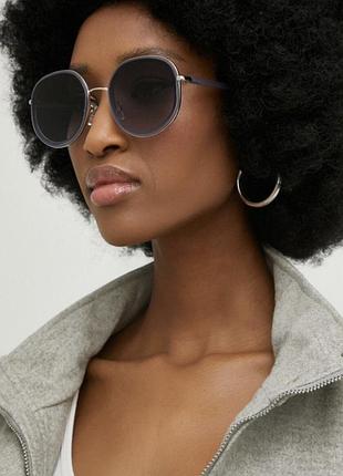 Солнцезащитные очки овальной формы answer