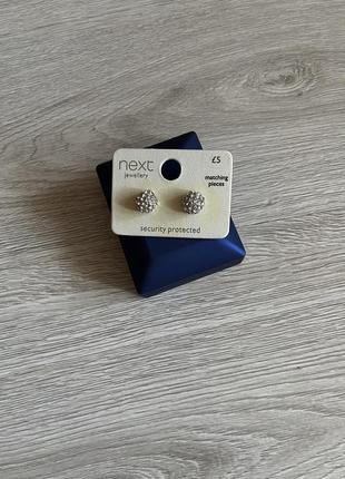 Серьги пусеты с кристаллами