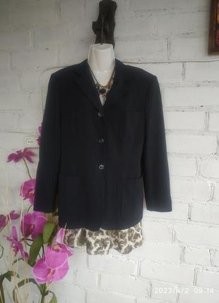 Пиджак ,жаке шерсть Weekend Max Mara