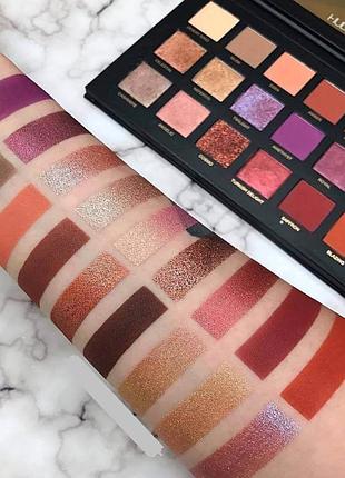 Палетка huda beauty оригинал тени