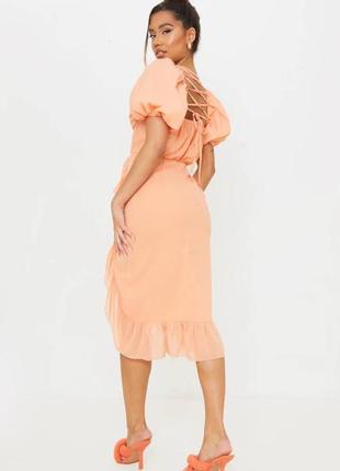 Платье prettylittlething. 2