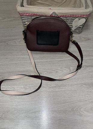 Сумочка через плече