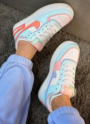 Женские яркие кроссовки nike8 фото