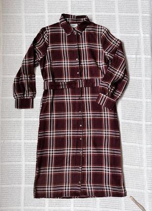 Платье свободного кроя с поясом1 фото