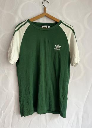Футболка adidas в идеальном состоянии